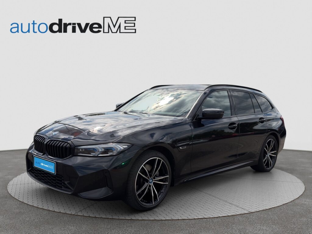 BMW 330e xDrive Touring M-Sport