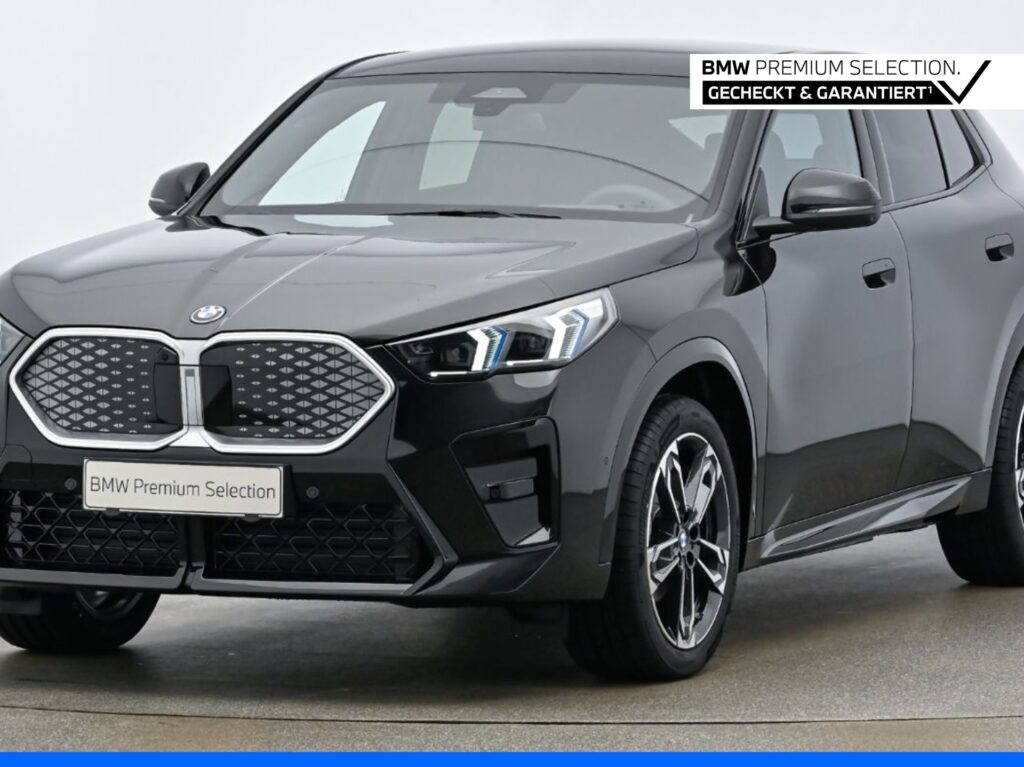 BMW iX2 eDrive 20 M-Sport