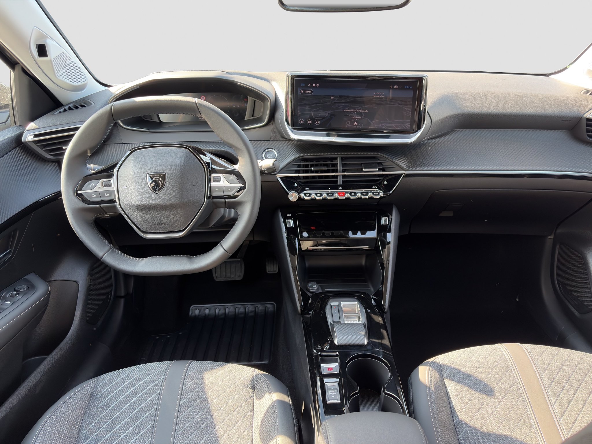 VR3UPHPX7T4155395_11