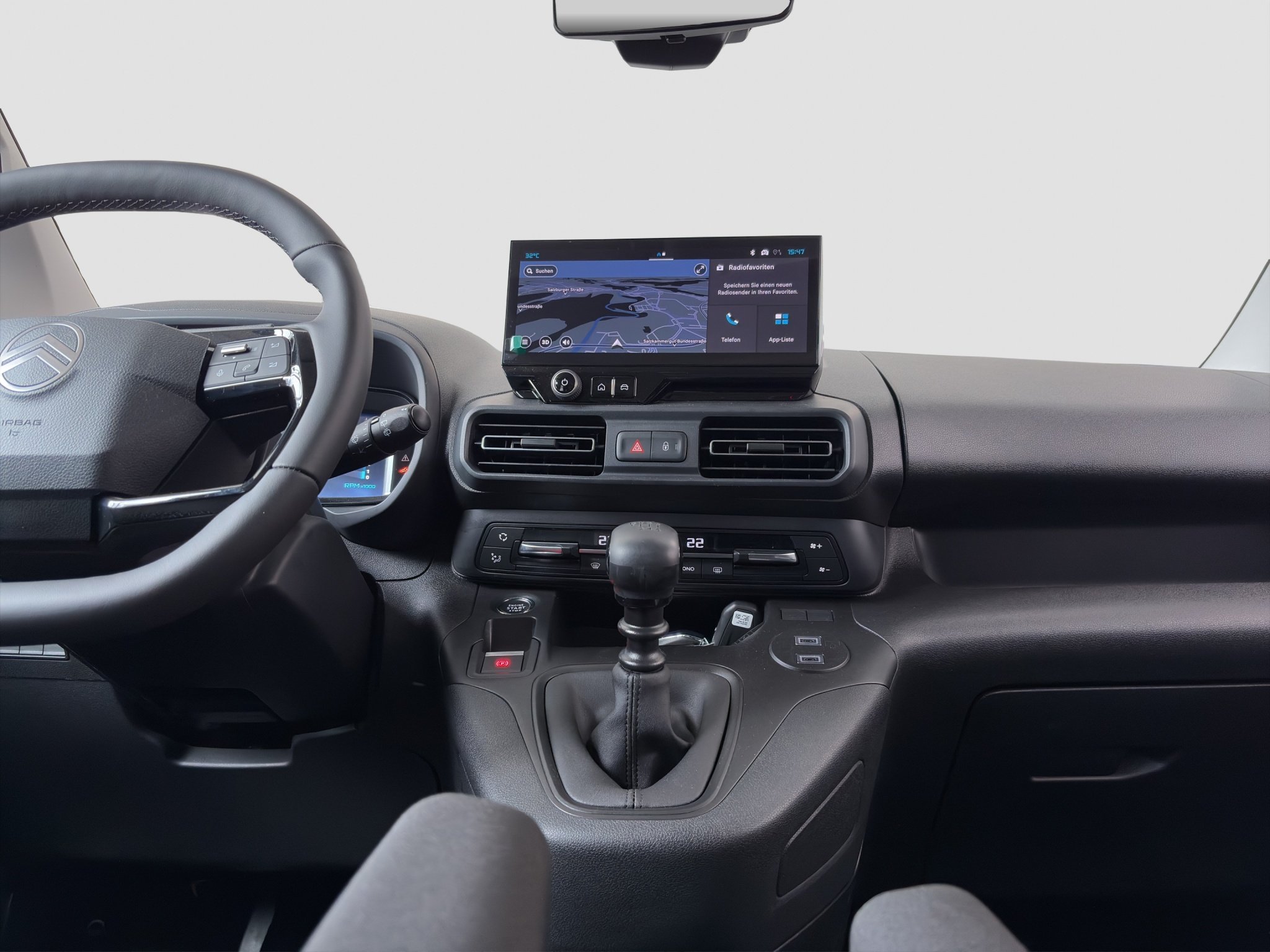 VR7EBYHP4SJ985686_13